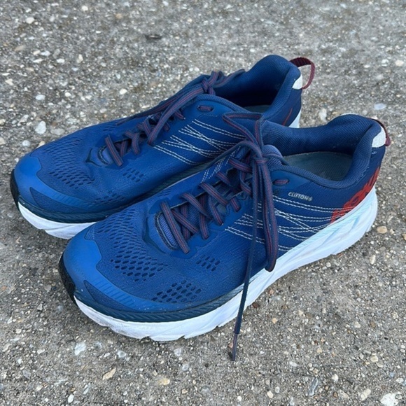 Hoka Clifton 6 Running Shoes size 8.5 M main image 8